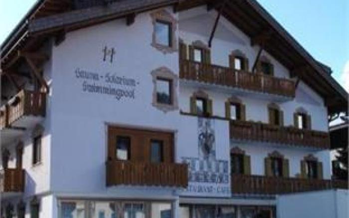 Hotel Tschurtschenthaler