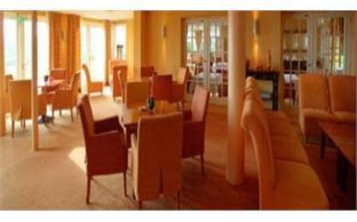 Fletcher Hotel Restaurant De Witte Raaf