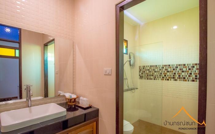 BaanPondchanok Hotel
