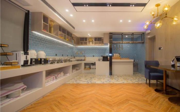 Echarm Hotel Changsha Wuyi Square Railway Metro Station
