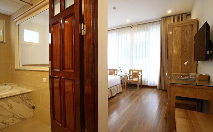 Blue Hanoi Hotel