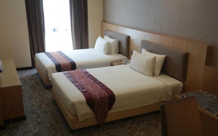 Imperial Riverbank Hotel