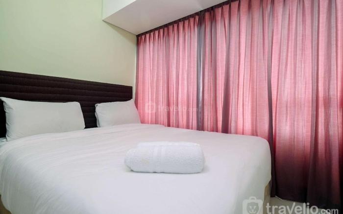 Elegant Nifarro Park 2BR Apt with View By Travelio