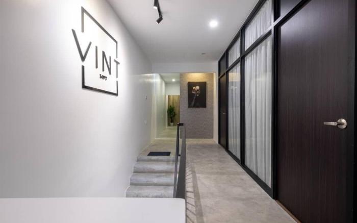 The Vint Loft@ family room#5 min to IconCity4