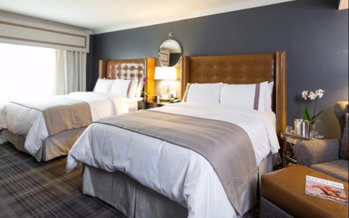 The Campbell House Lexington, Curio Collection by Hilton