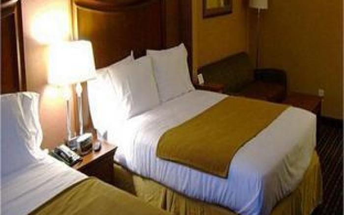 Holiday Inn Express Hotel & Suites Suffolk By IHG