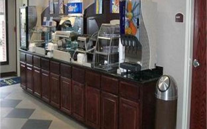 Holiday Inn Express Hotel and Suites Shreveport-West By IHG