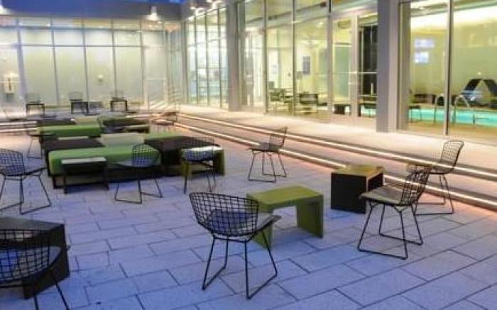 Aloft Montreal Airport