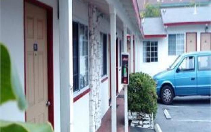 Bayside Inn