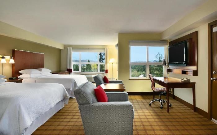 Four Points by Sheraton Victoria Gateway