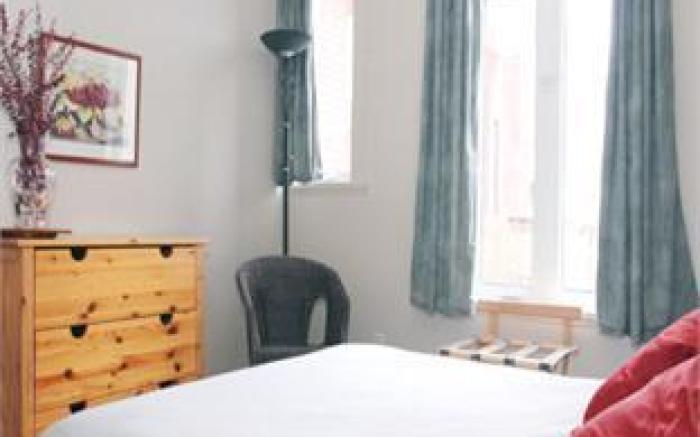 Petit Hotel - Cafe Krieghoff