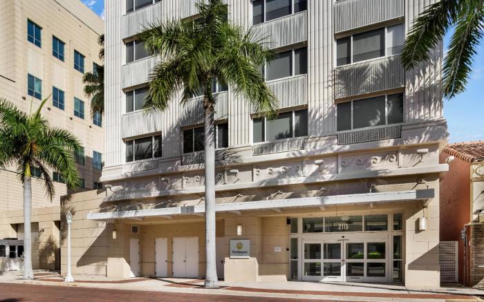 The Banyan Hotel Fort Myers, Tapestry Collection by Hilton