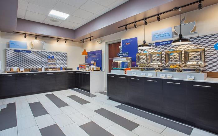 Holiday Inn Express & Suites Lebanon By IHG