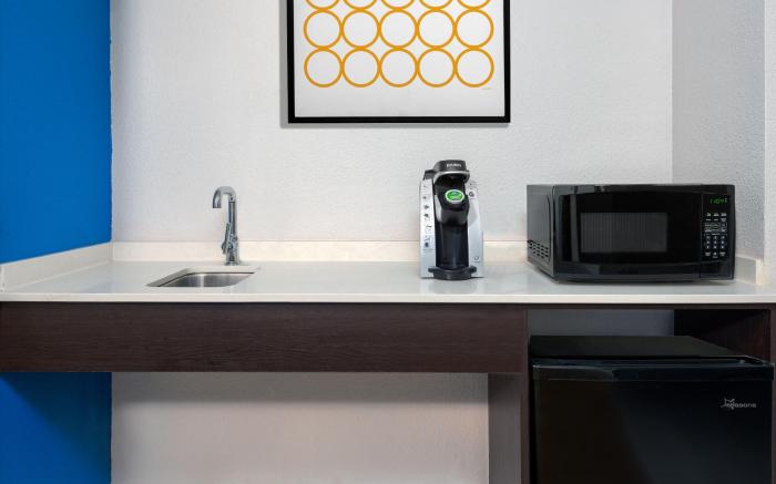 Holiday Inn Express Miami Airport Doral Area, an IHG Hotel By IHG