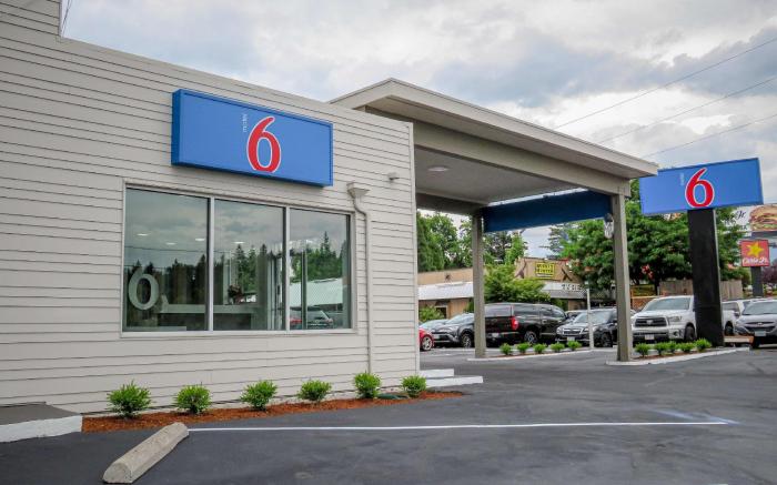 Motel 6 Tigard, OR - Portland Southwest