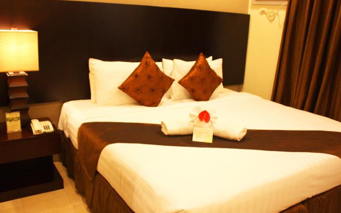 Alpa City Suites Hotel