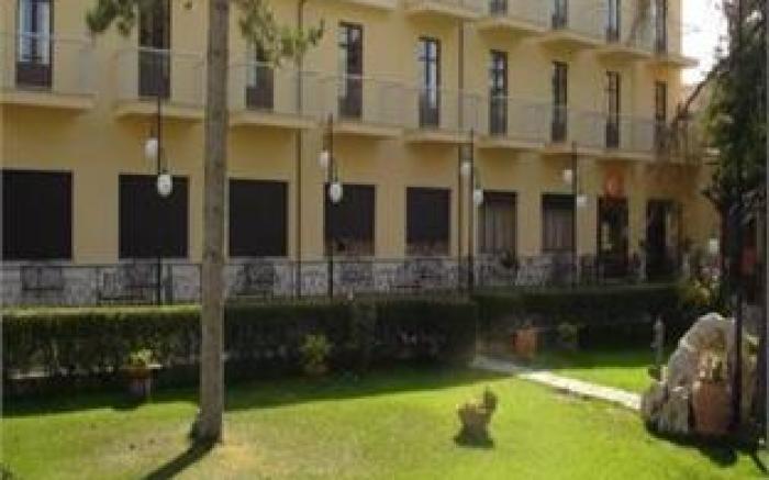 Hotel Certosa