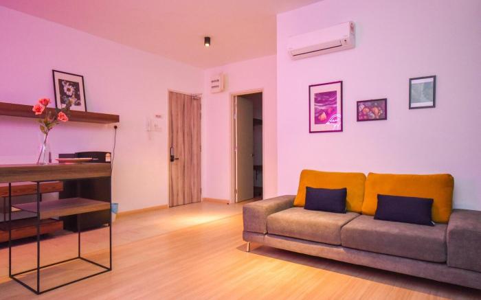 Cube8Teens Flamingo Suite by NestHome【Insta-NEON】