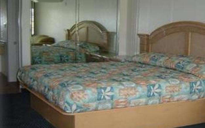 The Symphony Inn & Suites