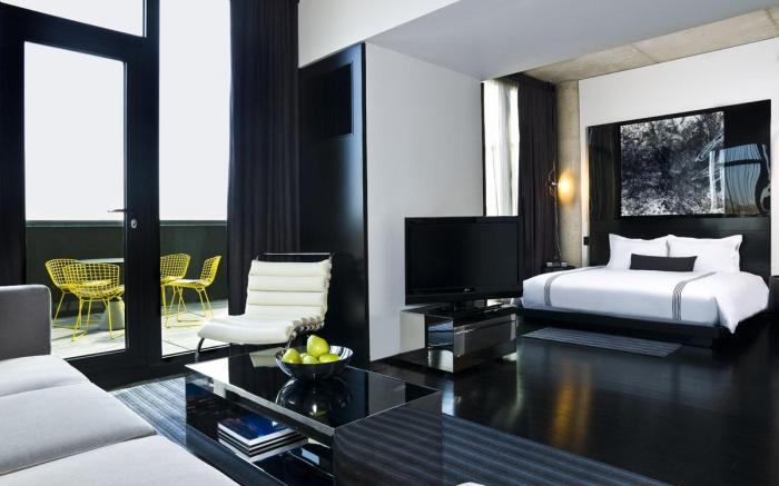 Sixty Les Hotel