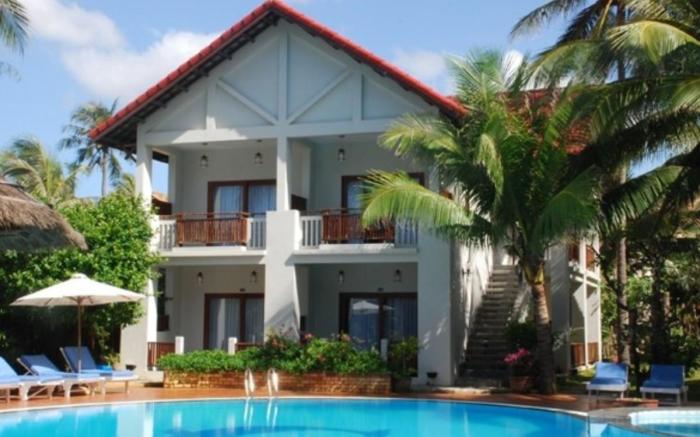 Canary Beach Resort