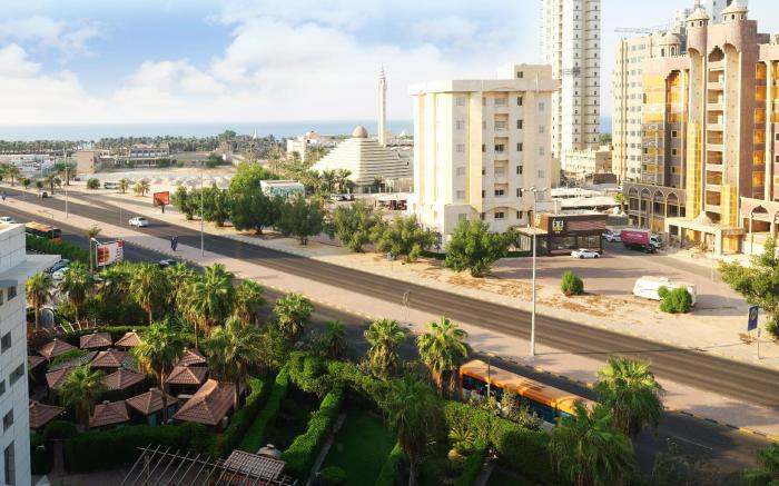 Holiday Inn Suites Kuwait Salmiya By IHG