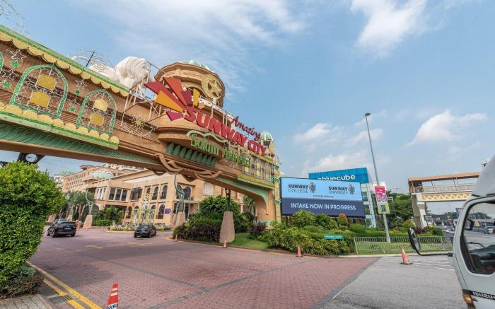 SUNWAY RESORT SUITE 22111-2PAX@SUNWAY PYRAMID MALL