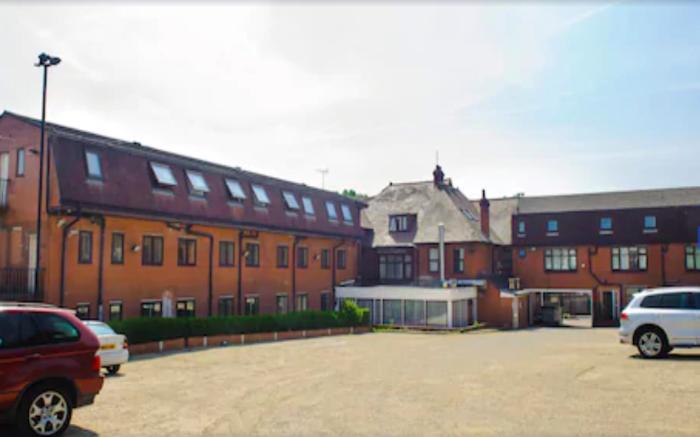 OYO Luton Hotel