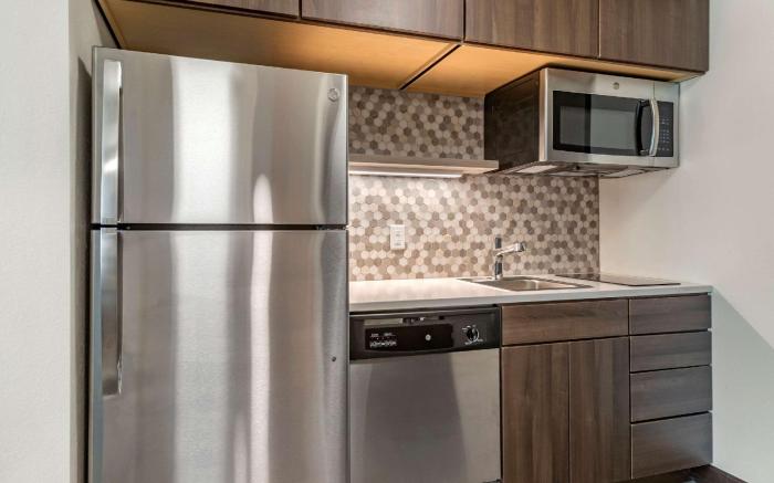 MainStay Suites Waukee-West Des Moines