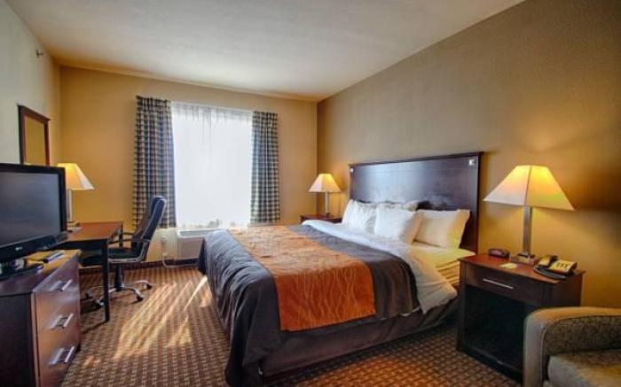 Comfort Inn & Suites Near Lake Lewisville