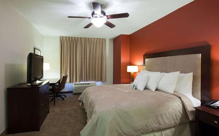 Homewood Suites by Hilton St. Louis - Galleria