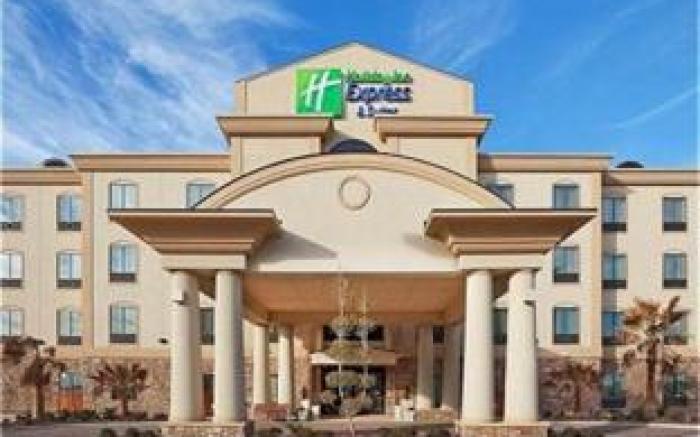 Holiday Inn Express Hotel & Suites Denton By IHG