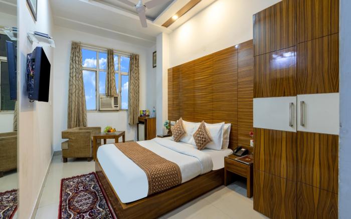 Chanchal Continental Hotel