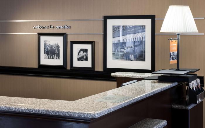 Hampton Inn And Suites Omaha Downtown