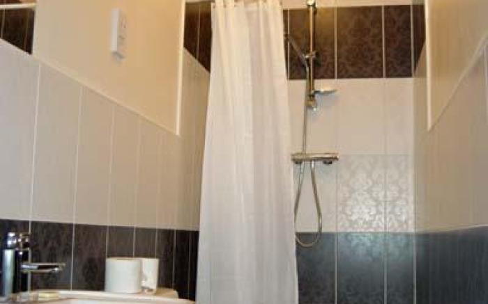 STIFFORD CLAYS FARM HOTEL