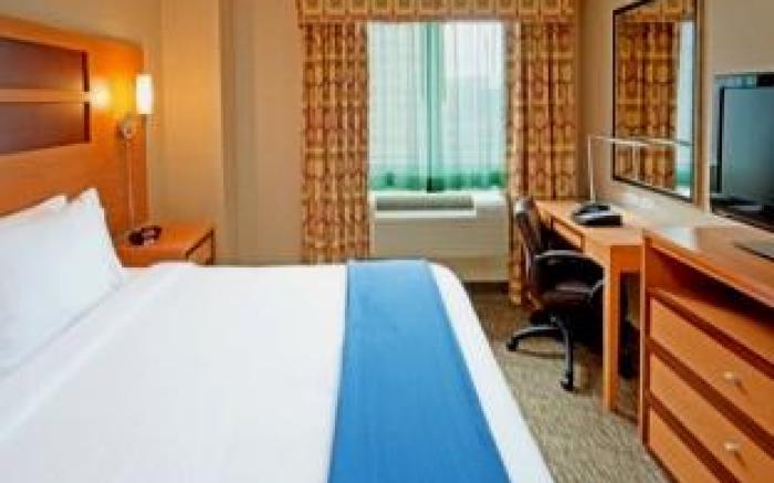 Holiday Inn Express - Times Square By IHG