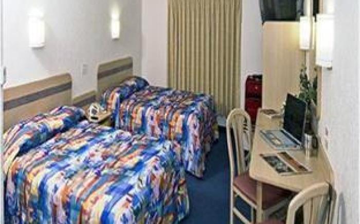 Motel 6-Saskatoon, SK