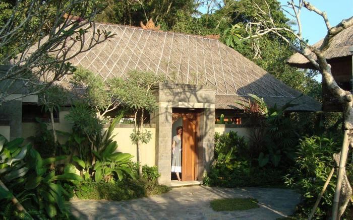 Amori Villa Hotel