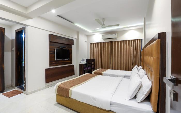 Hotel Embassy Park mumbai