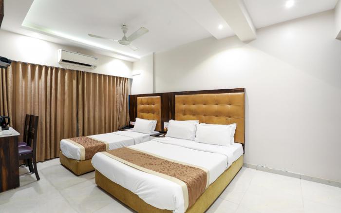 Hotel Embassy Park mumbai