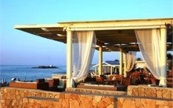 Parthenis Beach, Suites by the Sea