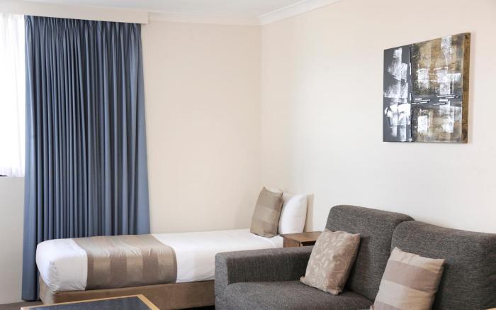 Lodestar Waterside Apartments
