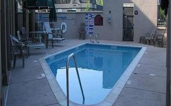 Holiday Inn Express Windsor Sonoma Wine Country By IHG