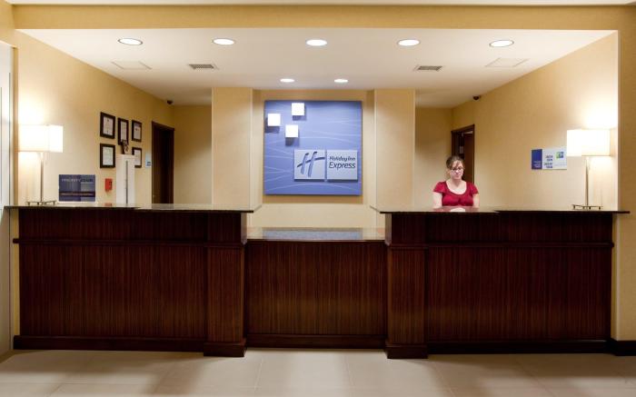 Holiday Inn Express Hotel & Suites Lamar By IHG