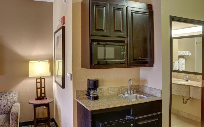 Holiday Inn Express Hotel & Suites Texarkana East By IHG