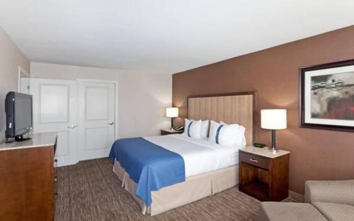 Holiday Inn Hotel & Suites Surrey East - Cloverdale By IHG