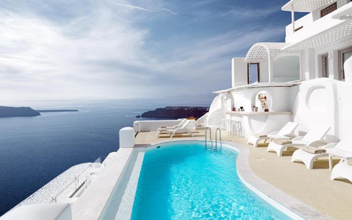 Tholos Resort Hotel