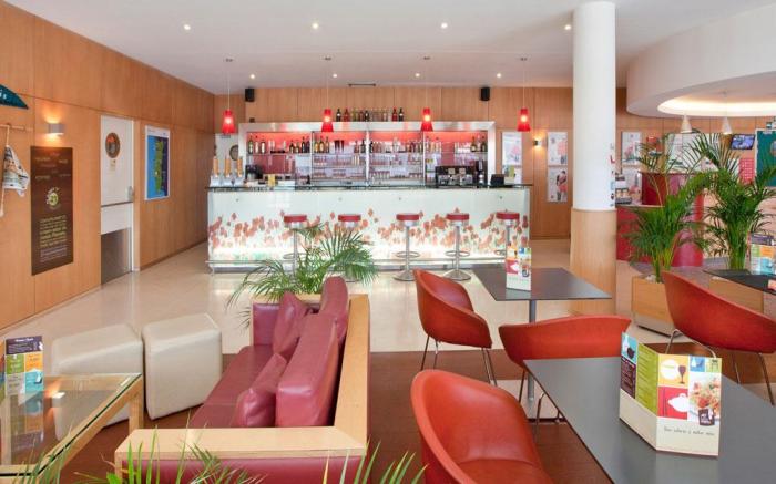 ibis Porto São João