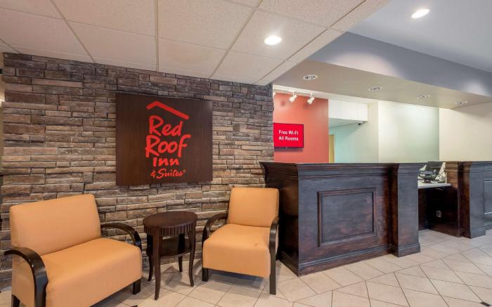 Red Roof Inn & Suites Biloxi - Ocean Springs