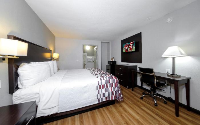 Red Roof Inn Arlington - Entertainment District